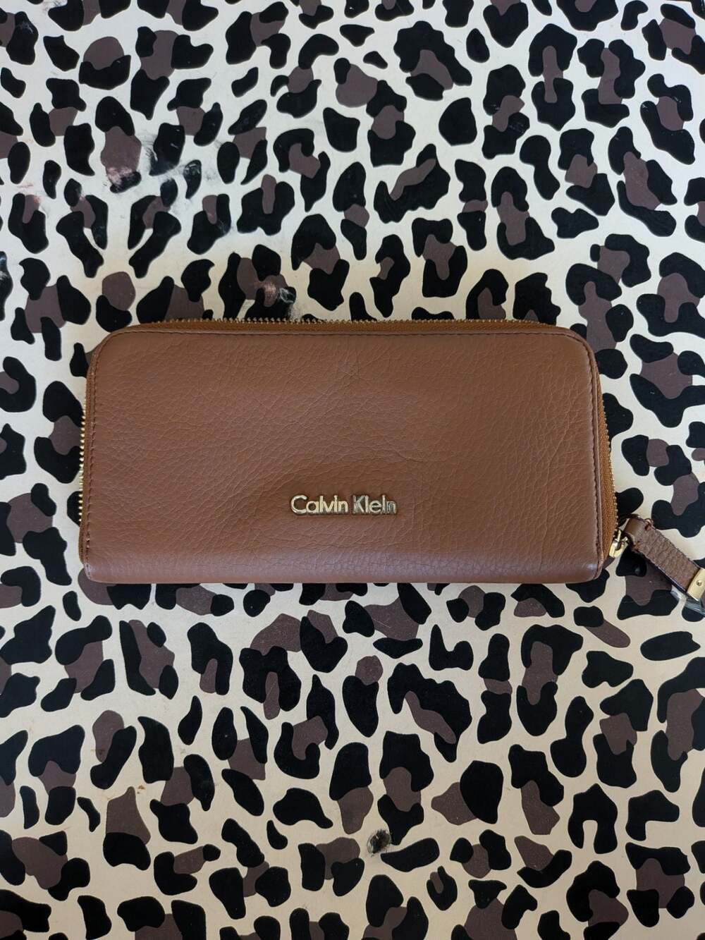 Calvin Klein Brown Leather Zip Around Continental Wallet